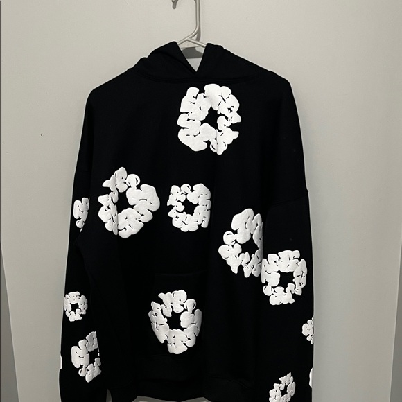Black and White Graphic Men's Sweater